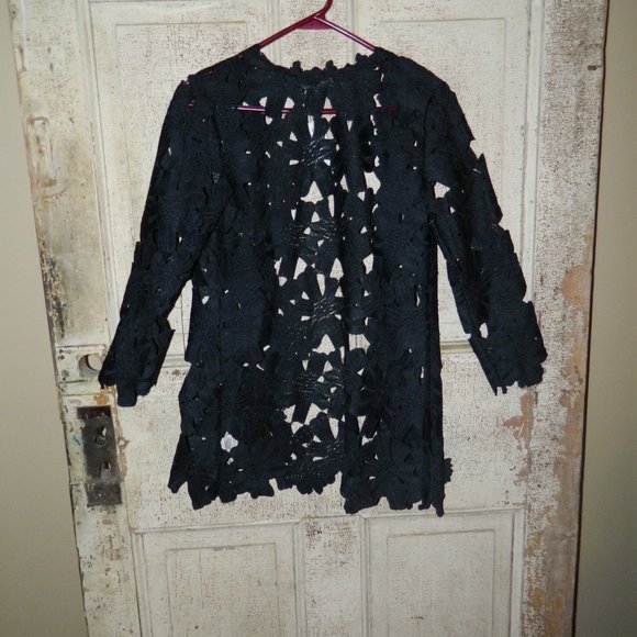Mystree Lace Cut Out Open Front Cardigan Size Small (FF-9) - Picture 5 of 5